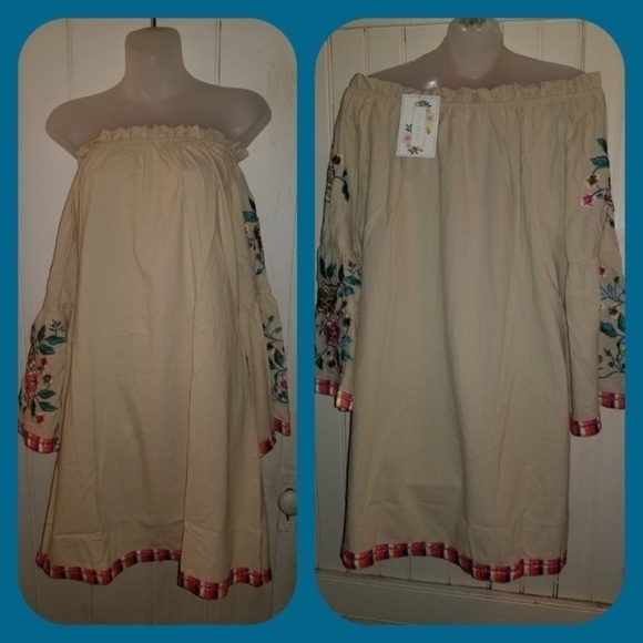 Boho Shoulder Embroidered Bell Sleeve Dress - Picture 3 of 8